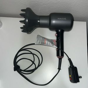 Like New Hair Dryer with Diffuser attachment